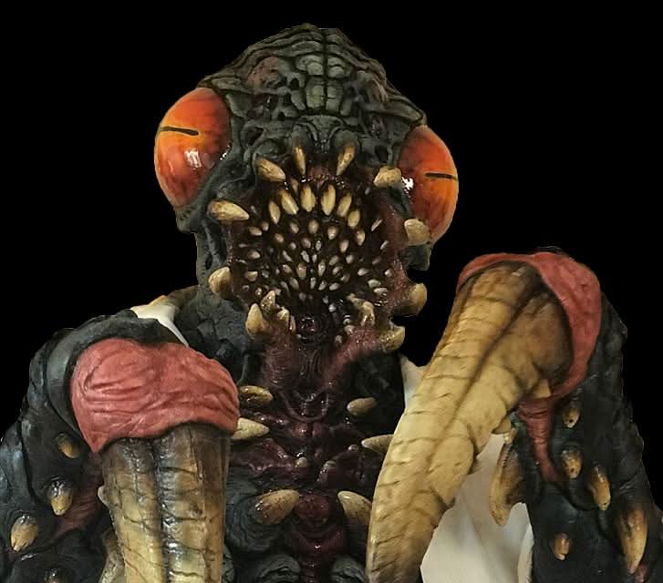  "Evolve" HD Studios Pro Costume