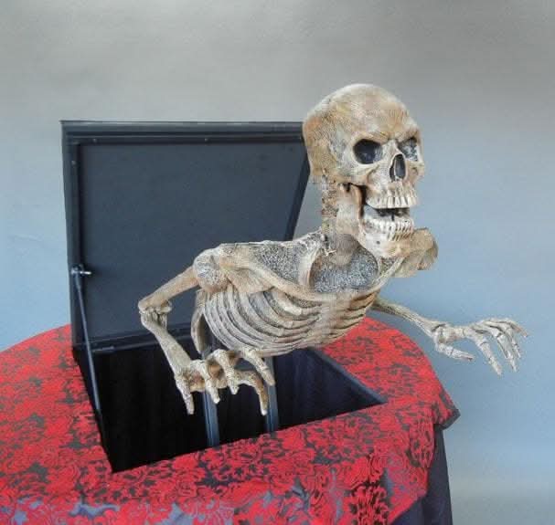  "Haunted Table" Haunted House Animatronic