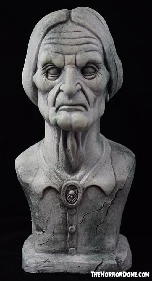  "Madam Macy Ghostly Manor Bust" HD Exclusive Spooky Halloween Decoration