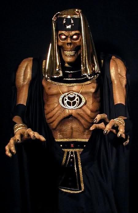  "Stalkaround - Scare-O-Mummy" Professional Costume